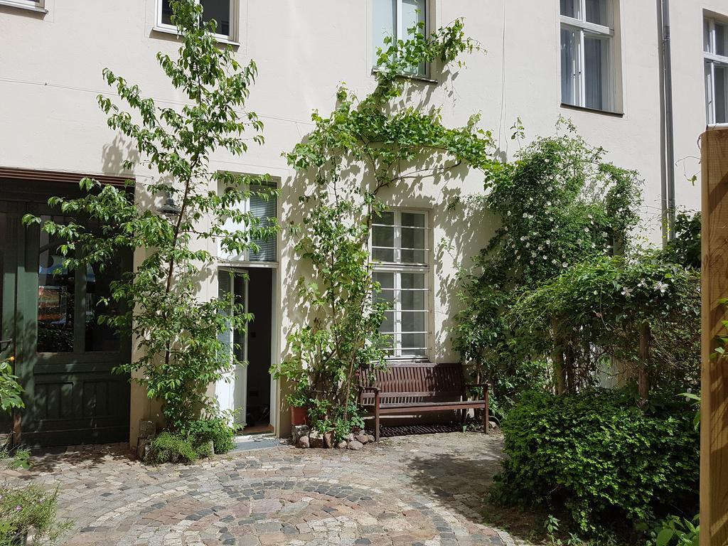 Gastein By Rockchair Apartments L Superhost Status L 2 Bedrooms Boxspringbeds 1,5 Bathrooms - Cozy Family & Business Flair Welcomes You! Berlin Zewnętrze zdjęcie