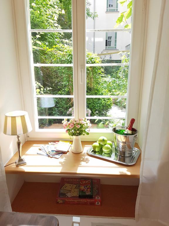 Gastein By Rockchair Apartments L Superhost Status L 2 Bedrooms Boxspringbeds 1,5 Bathrooms - Cozy Family & Business Flair Welcomes You! Berlin Zewnętrze zdjęcie