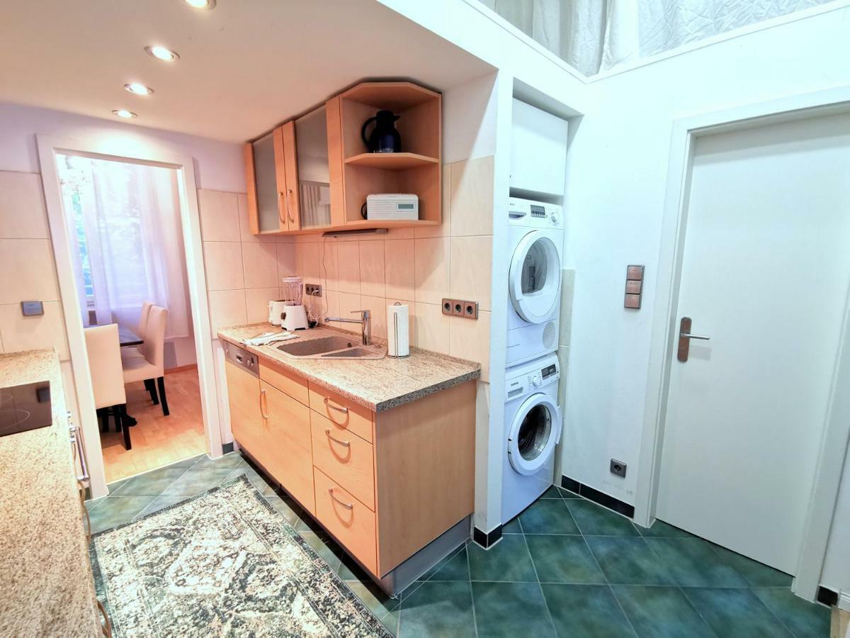 Gastein By Rockchair Apartments L Superhost Status L 2 Bedrooms Boxspringbeds 1,5 Bathrooms - Cozy Family & Business Flair Welcomes You! Berlin Zewnętrze zdjęcie